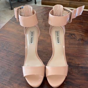 Steve Madden Nude Patent Heels